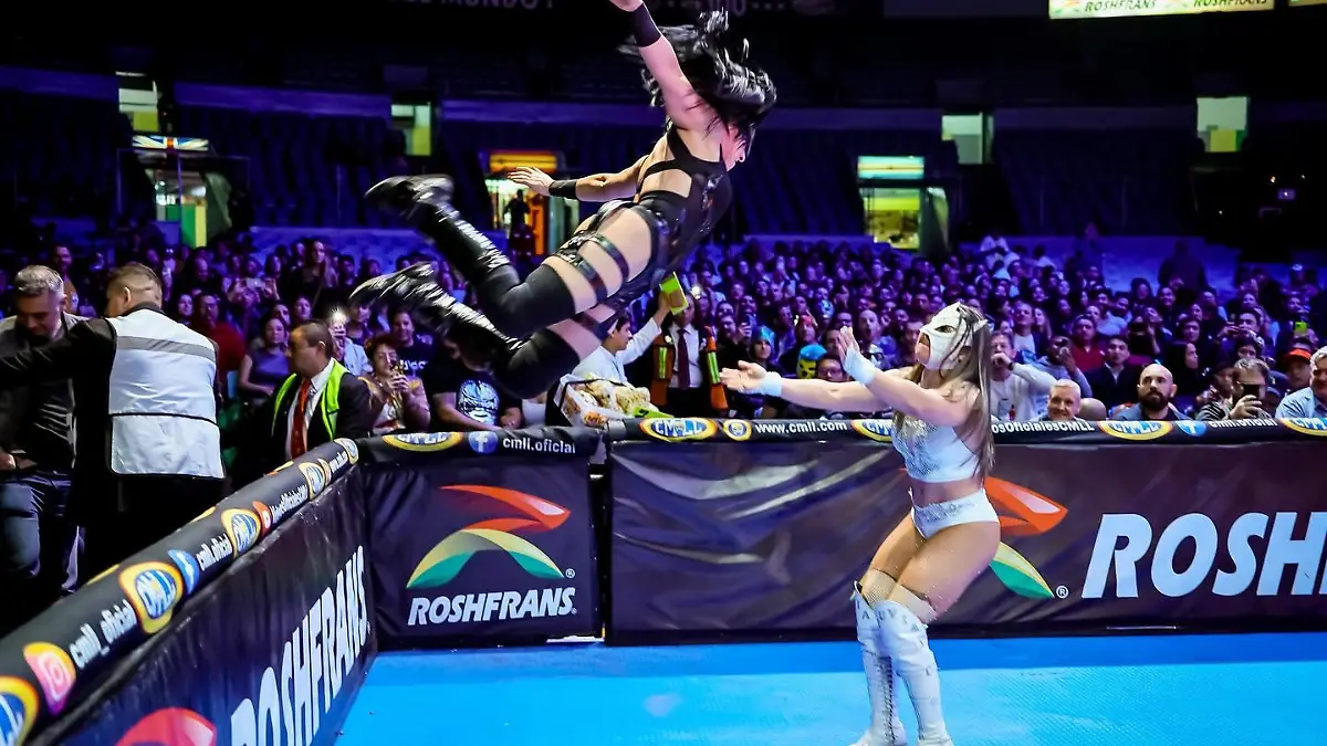 LUCHAS (8)